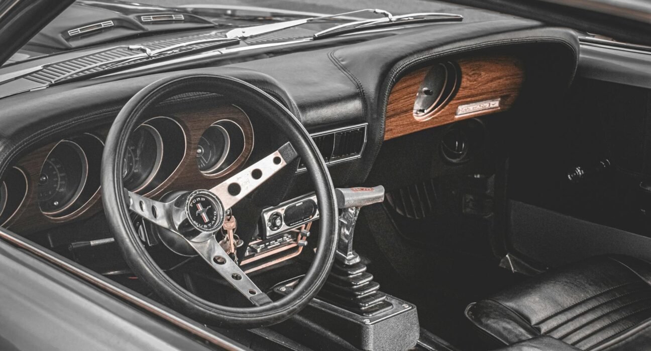 Para Ícones de Estilo como Audrey Hepburn, Marilyn Monroe e Lady Di, o impacto reside na sua capacidade de transcender tendên