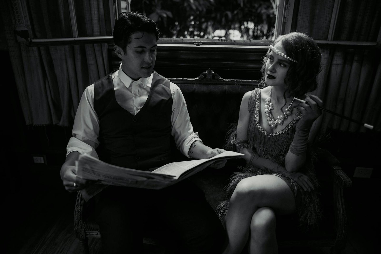 Para Moda Anos 20: Melindrosas e a Era do Jazz, entenda que foi um período de efervescência cultural e social, onde a moda re