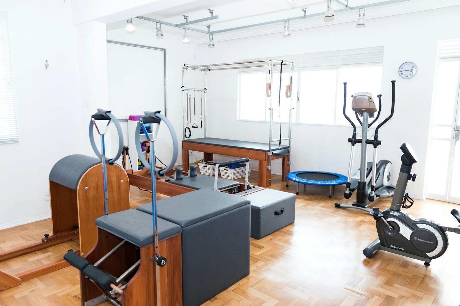 Transforme Sua Casa em Academia: Guia Definitivo de Atividades Físicas Sem Equipamentos — atividades físicas para fazer em ca