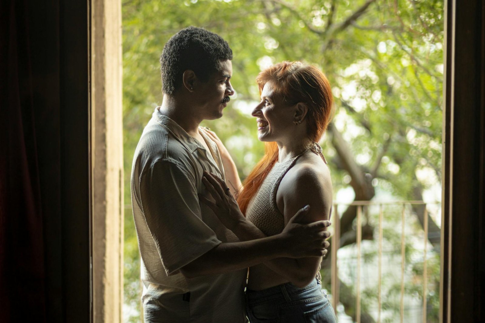 Amor Eterno: O Guia Completo para Manter a Paixão Viva em Relacionamentos Longos — como manter o amor vivo em um relacionamen