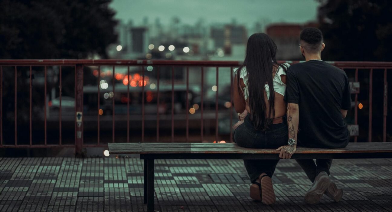 Namoro à Distância: Guia Definitivo para Fazer o Amor Florescer e Durar — como namorar à distância e fazer o relacionamento f