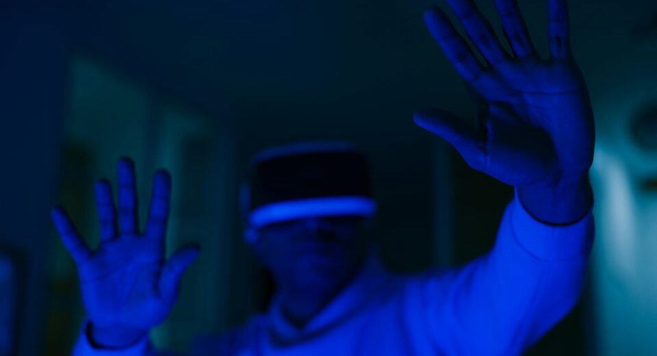 O Metaverso Morreu? Descubra Como Ele Ainda Pode Impactar Profundamente Sua Vida — como o metaverso ainda pode impactar sua v