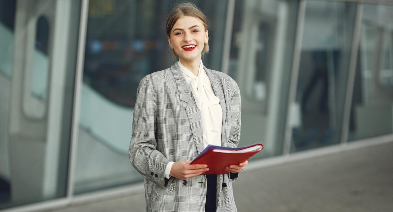 Entrevista de Emprego: O Que Vestir para Causar a Melhor Impressão e Conquistar a Vaga — como se vestir para uma entrevista d