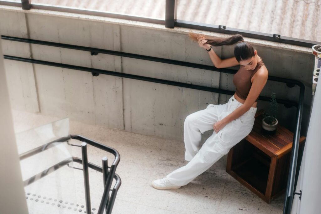 Cores Neutras com Estilo: O Guia Definitivo para um Guarda-Roupa Sofisticado e Versátil — como usar cores neutras no dia a di