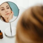 Pele Jovem e Radiante: Guia Essencial de Cuidados com Pescoço e Decote