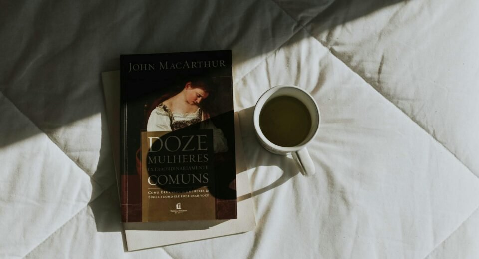 Pele Radiante Após os 40: O Guia Definitivo de Cuidados e Produtos Essenciais — cuidados com a pele após os 40 anos | Espaco