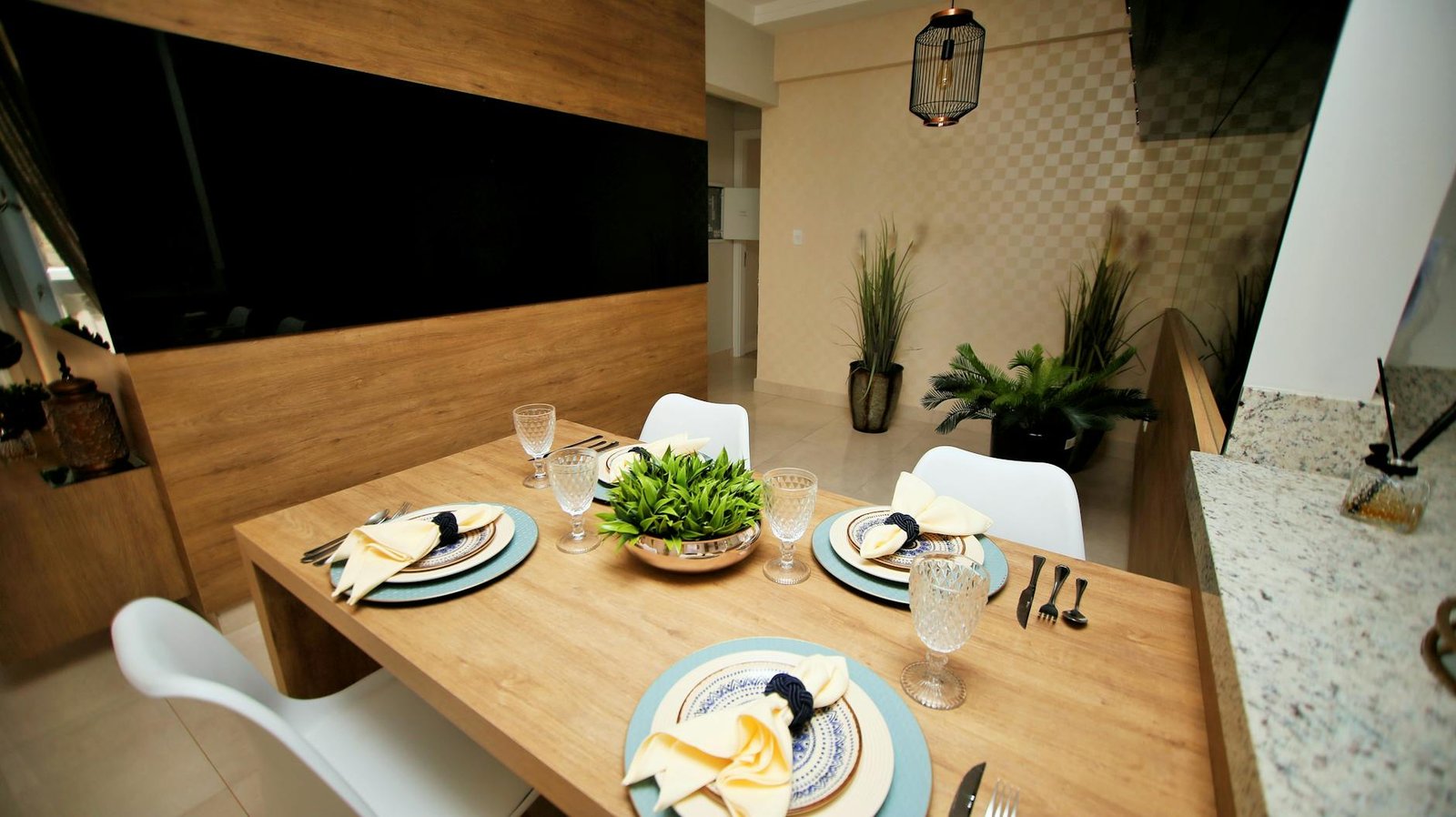 Sala de Jantar com Estilo: Guia Completo de Decoração para Impressionar — dicas para decorar a sala de jantar com estilo | Es