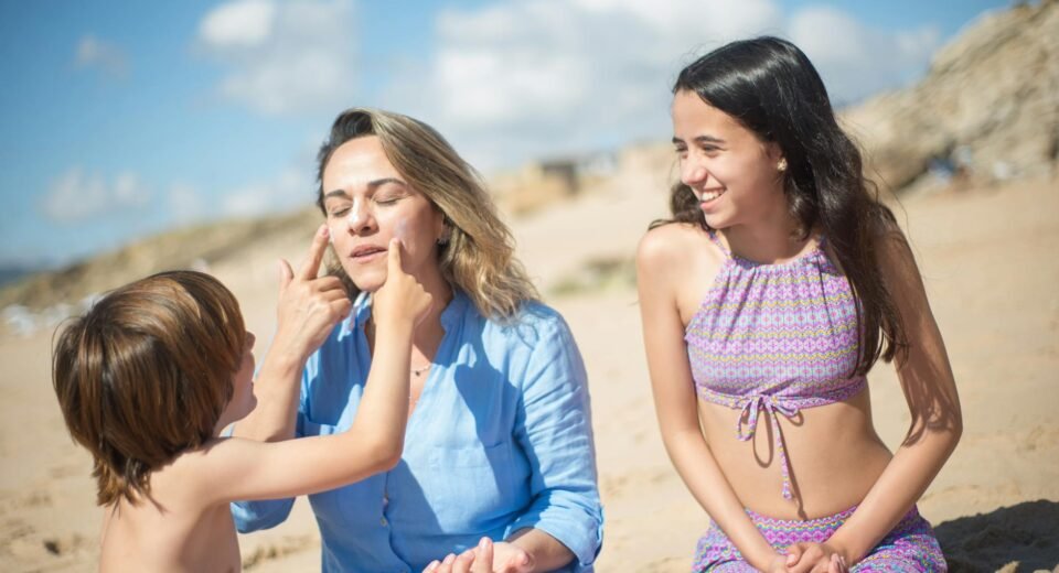 Pele Sensível Protegida: O Guia Definitivo do Melhor Protetor Solar — melhor protetor solar para pele sensível | Espaco Fashi