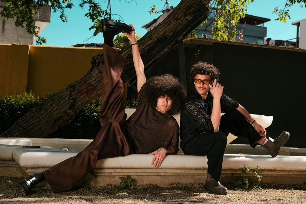 Moda Genderless: O Que É, Por Que Está Crescendo e Como Ela Redefine a Indústria Fashion — moda genderless o que é e por que