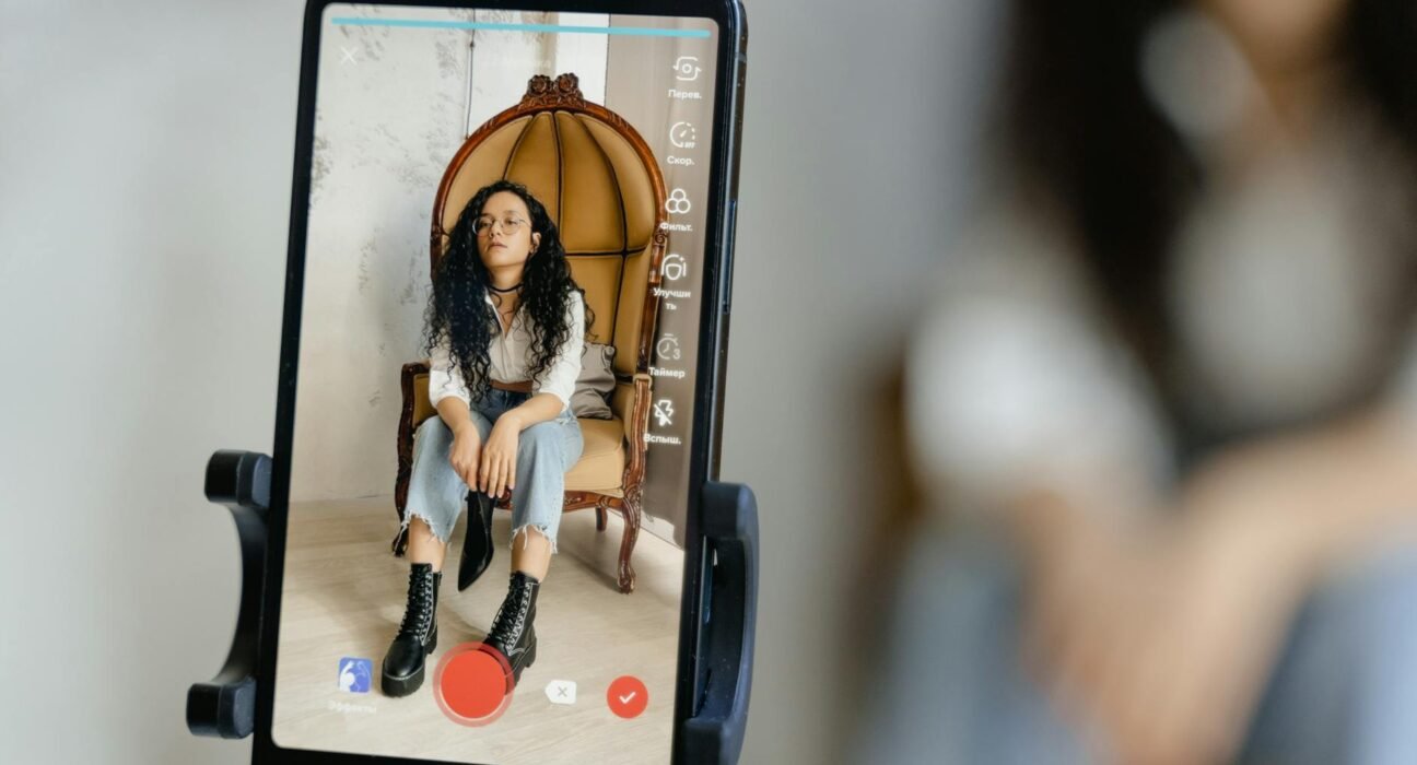 Deepfake: O Guia Definitivo para Entender e Identificar Vídeos Falsos com Autoridade — o que é deepfake e como identificar ví
